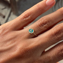 Load image into Gallery viewer, Enameled Anchor Coin Turquoise Chain Ring