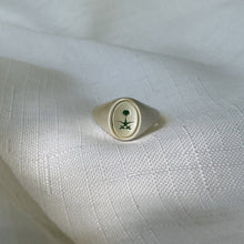 Load image into Gallery viewer, Tuwaiq Mountain green enameled ring
