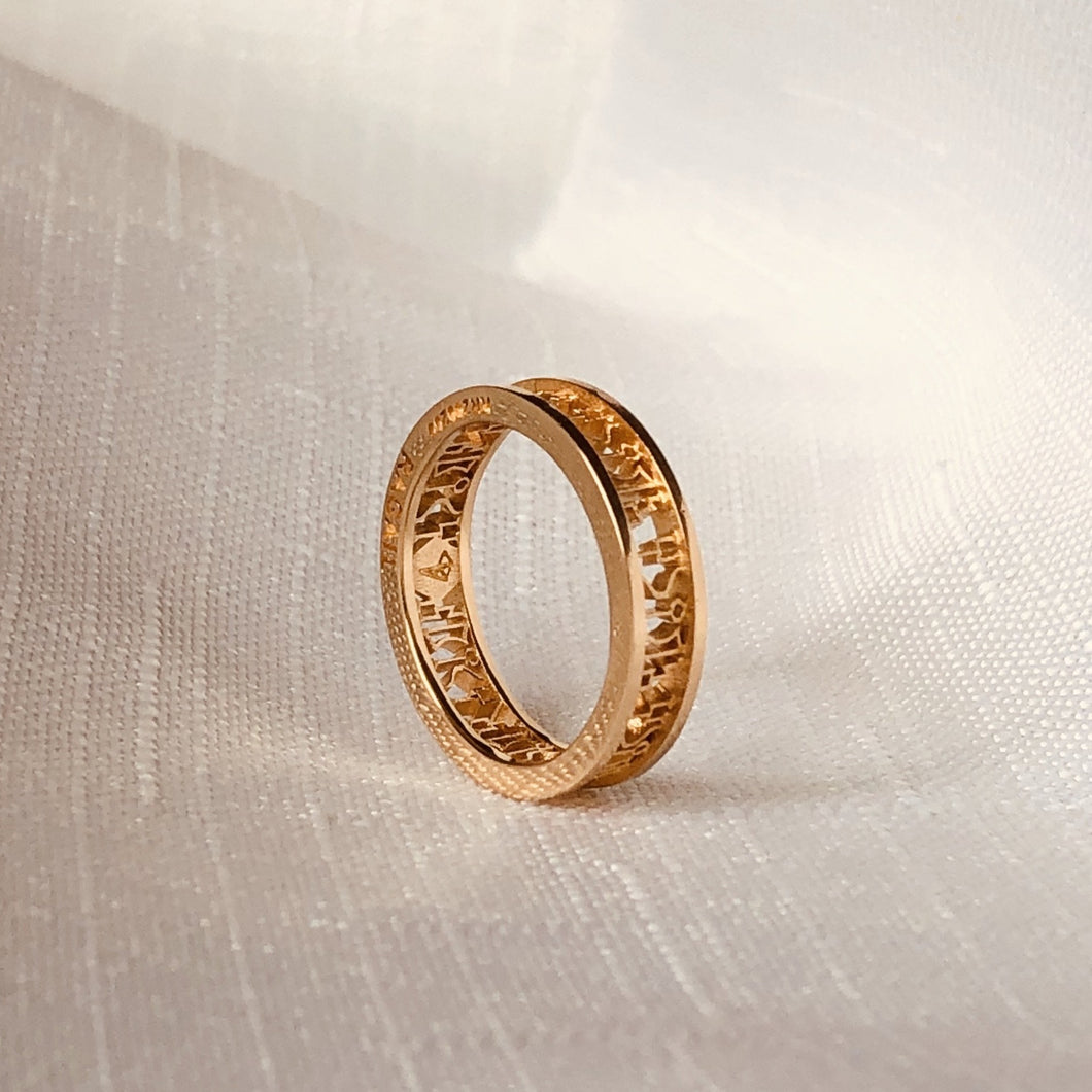 Al Masnad Customized Ring, Yellow Gold